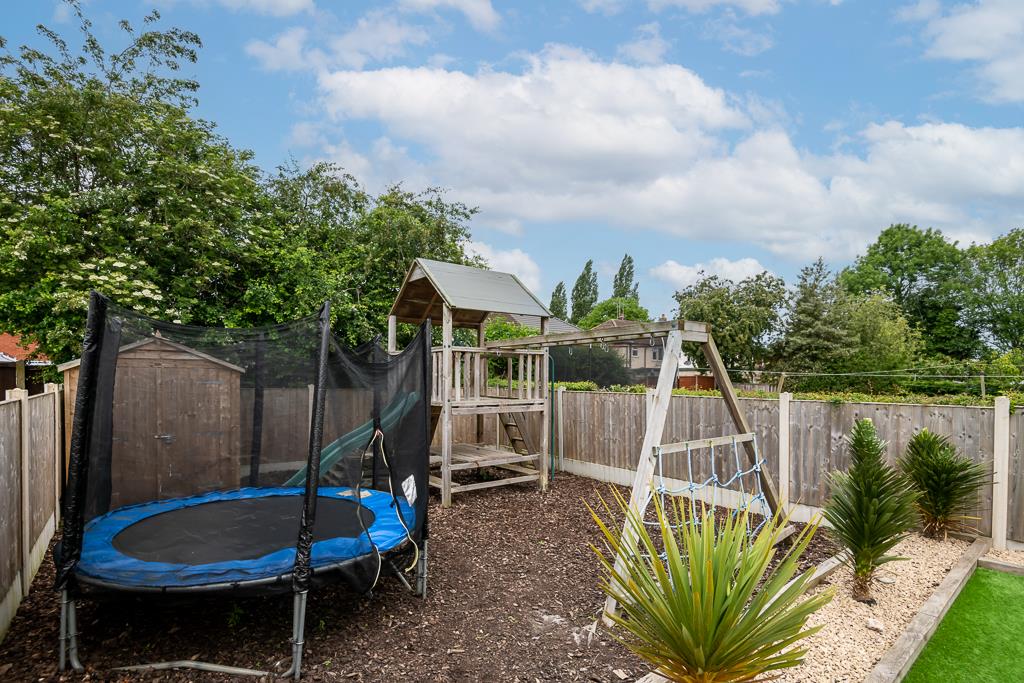 Moreton Road, Wistaston Green, Crewe CW Estate Agents